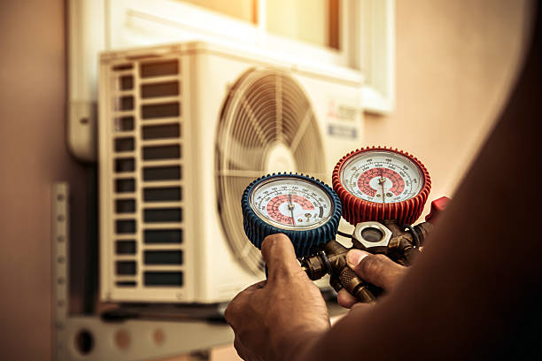 Professional Hvac Installation technician working in Leonia, NJ